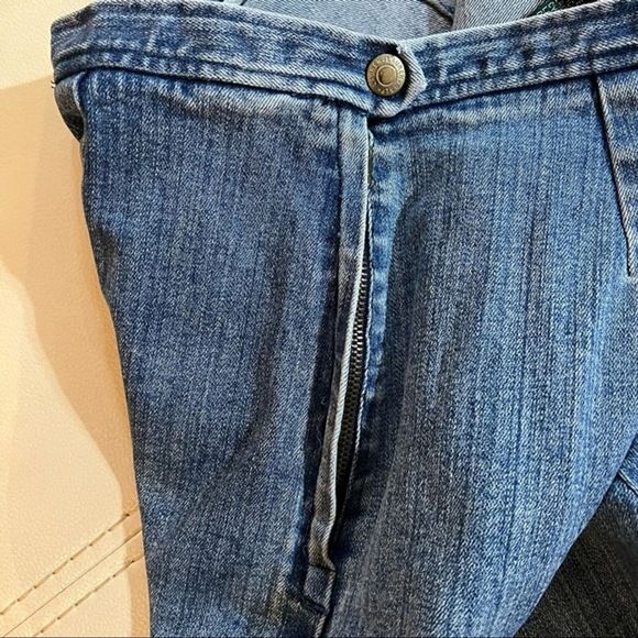 Ralph Lauren Jeans Womens Size 12 Blue Capris Cotton Blended Zip Button - Picture 7 of 8